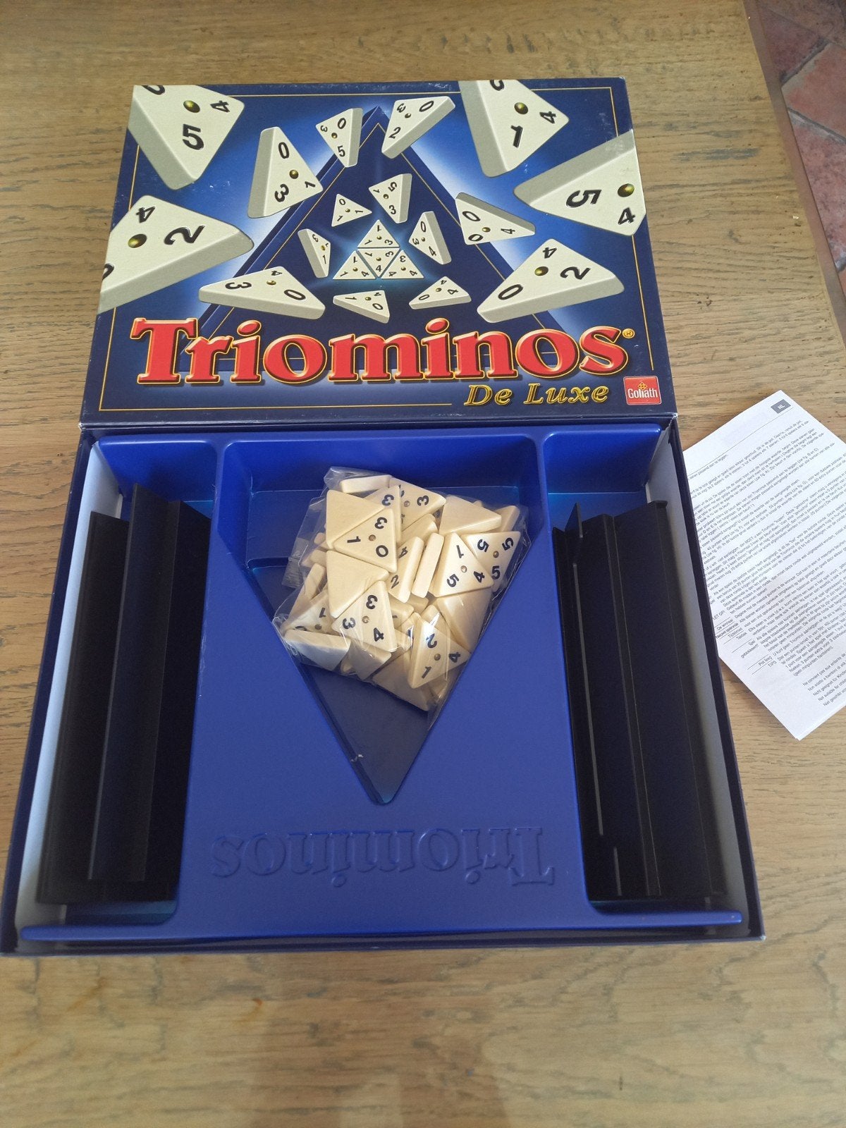 Triominos, Hobby en Vrije tijd, Gezelschapsspellen | Overige, Ophalen of Verzenden, Nieuw