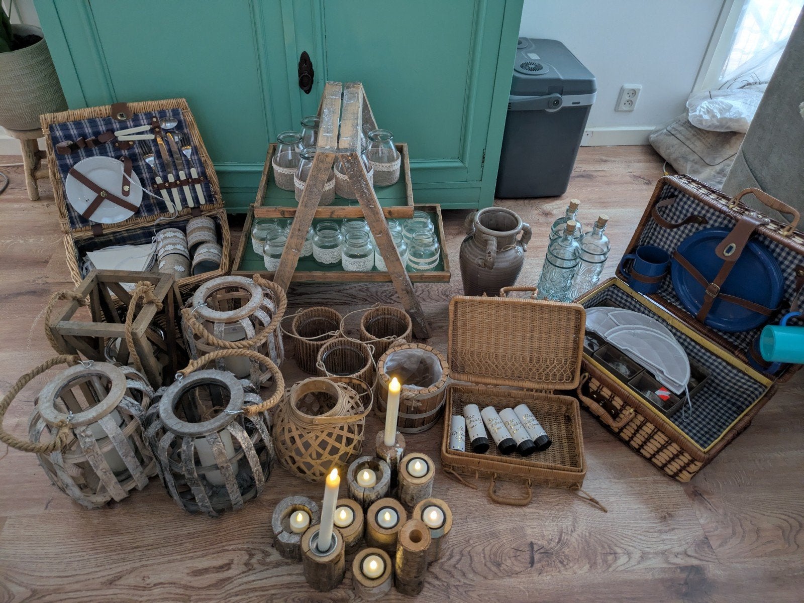 Compleet Bruiloft Decoratie Pakket: Boog, Vazen, Windlichten, Ophalen, Meerkleurig, Boho, Zo goed als nieuw