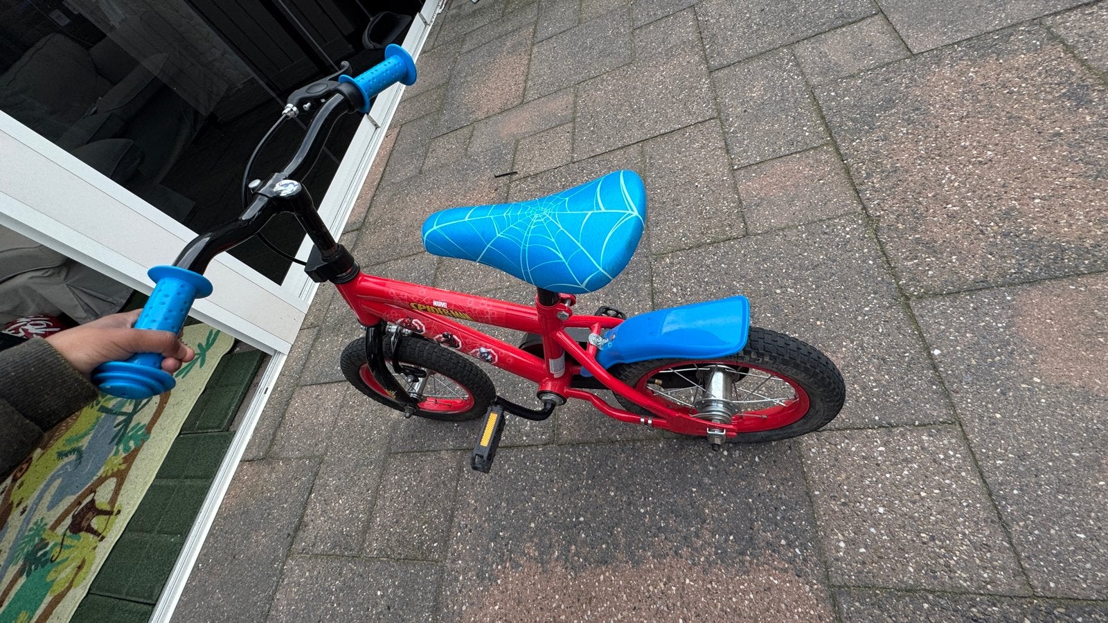 Spiderman kinderfiets - Rood/Blauw -, Verzenden, Zo goed als nieuw, Terugtraprem, Minder dan 16 inch