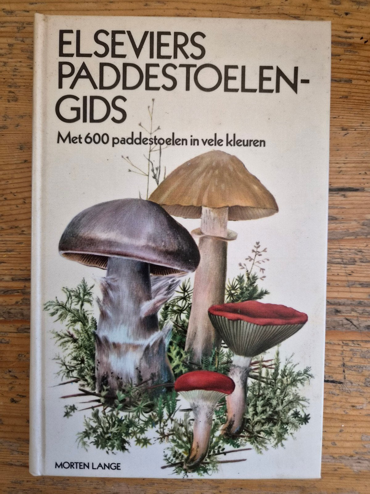 Elseviers Paddestoelen-Gids - Met 600 paddestoelen, Ophalen of Verzenden, Gelezen, Natuur algemeen, Morten Lange