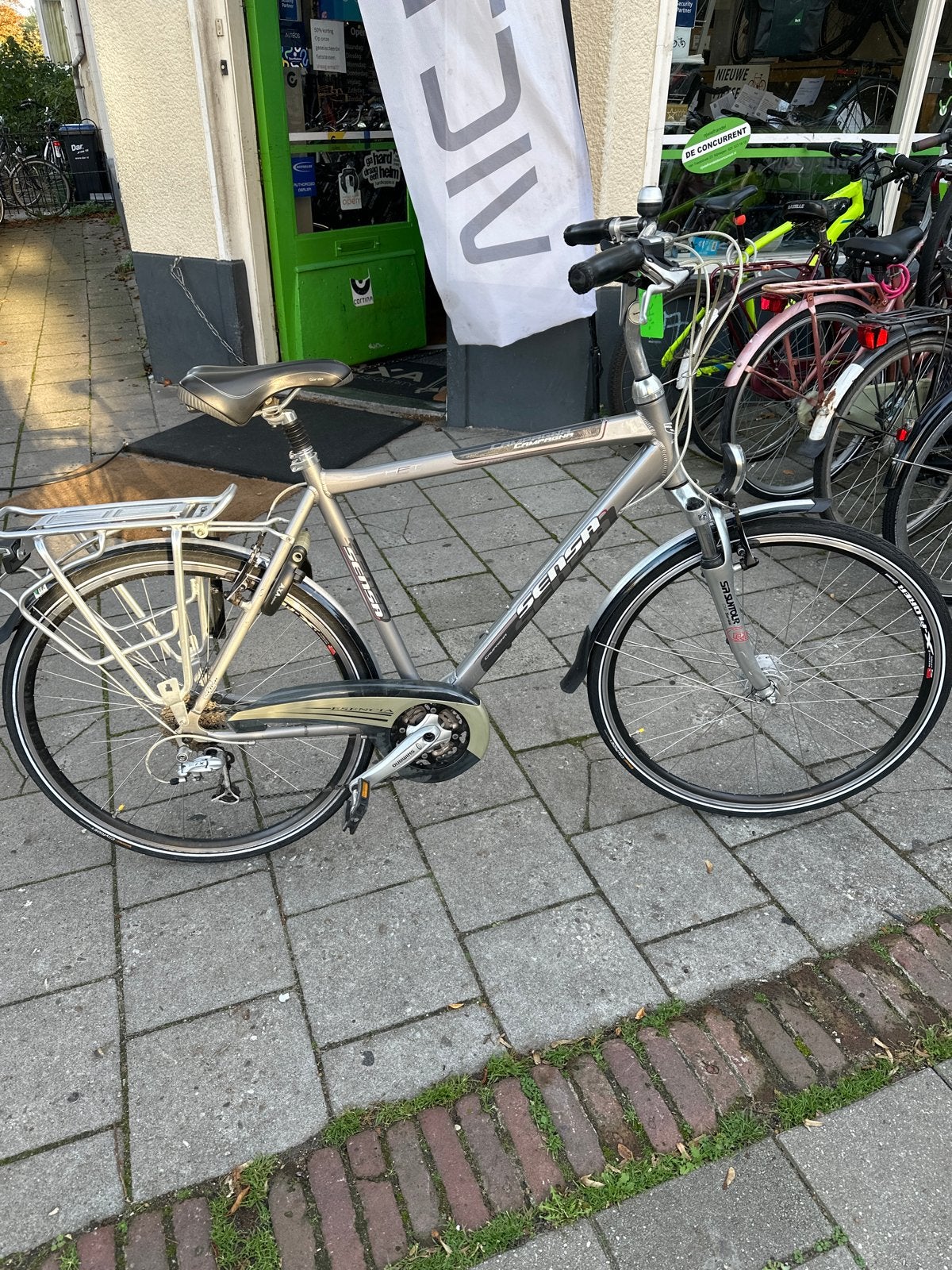 Sensa campagna fiets met 27 versnellingen Shimano Deore LX, 28 inch, Gebruikt, Vering, Sensa