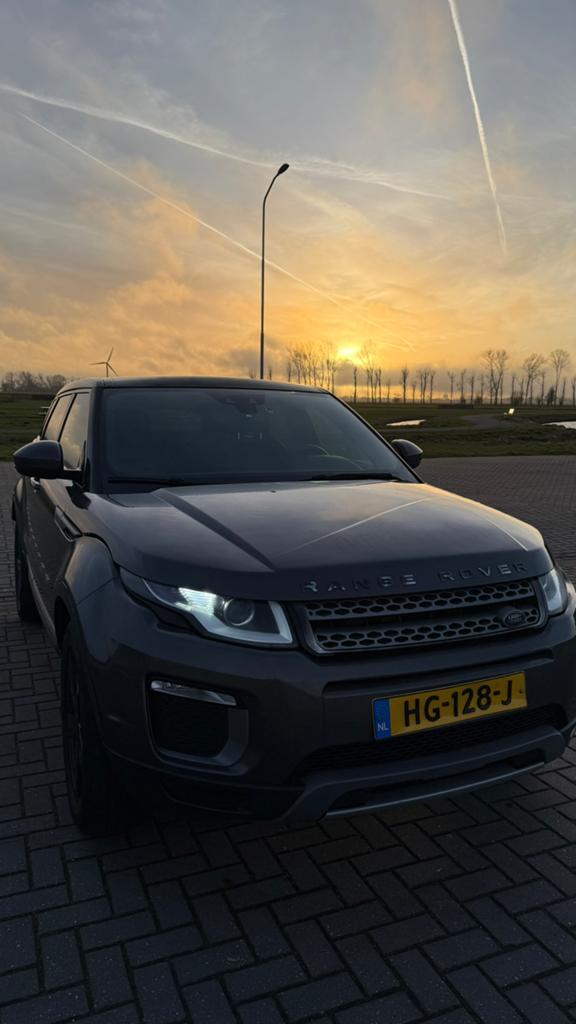 Land Rover Range Rover Evoque 2.0 TD4 2WD 2015 Grijs Euro 6, Auto's, Voorwielaandrijving, 4 cilinders, 23 km/l, Particulier