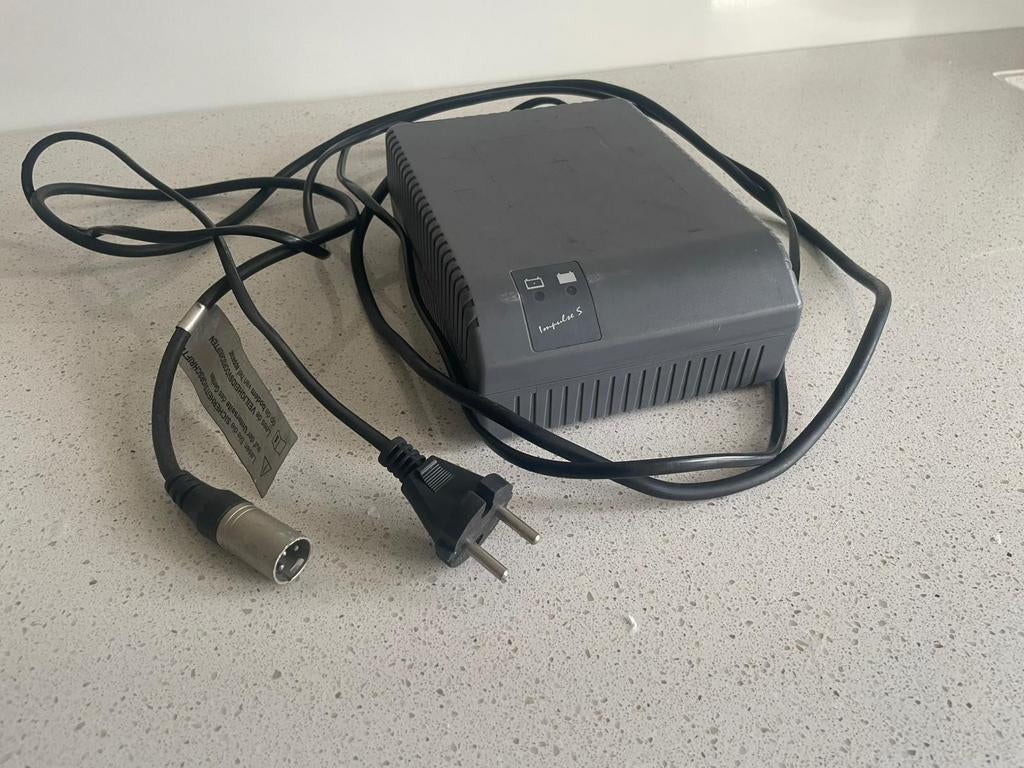 Impulse S oplader/lader voor elektrische fiets, Ophalen of Verzenden