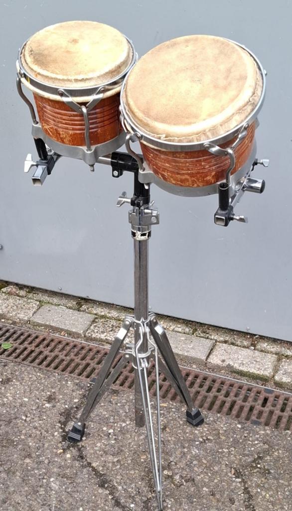 Bongo trommels op Pearl standaard, Muziek en Instrumenten, Gebruikt, Pearl, Onbekend, Ophalen of Verzenden