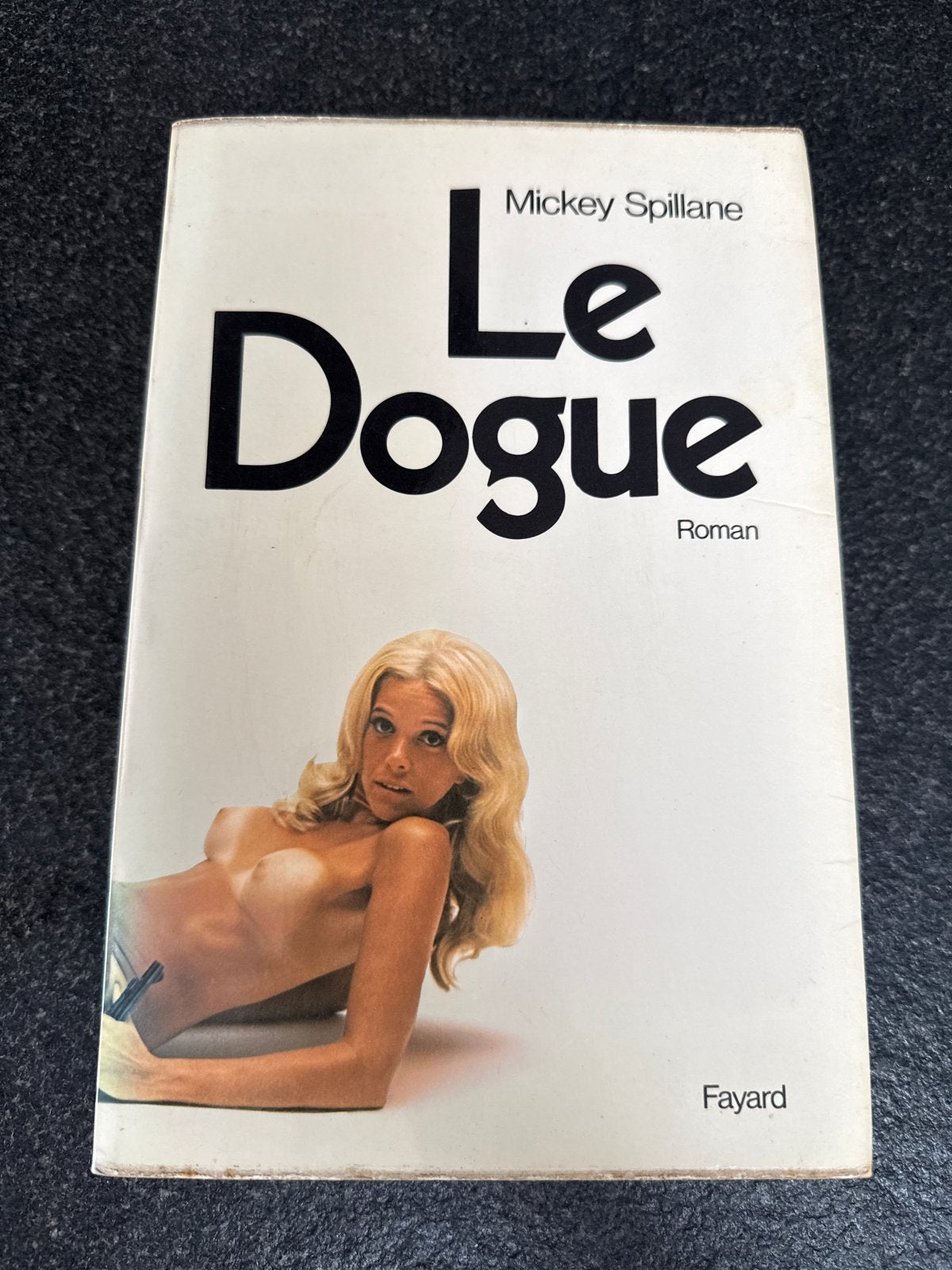 Le Doge - Franstalige roman van Mickey Spillane, Boeken, Ophalen of Verzenden, Gelezen, Europa overig