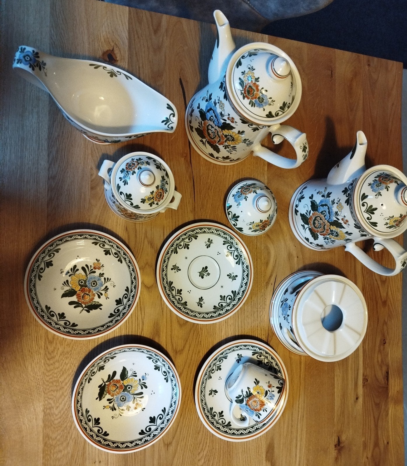 Van deksel tot stoofje... Alt Amsterdam - Villeroy en Boch, Ophalen