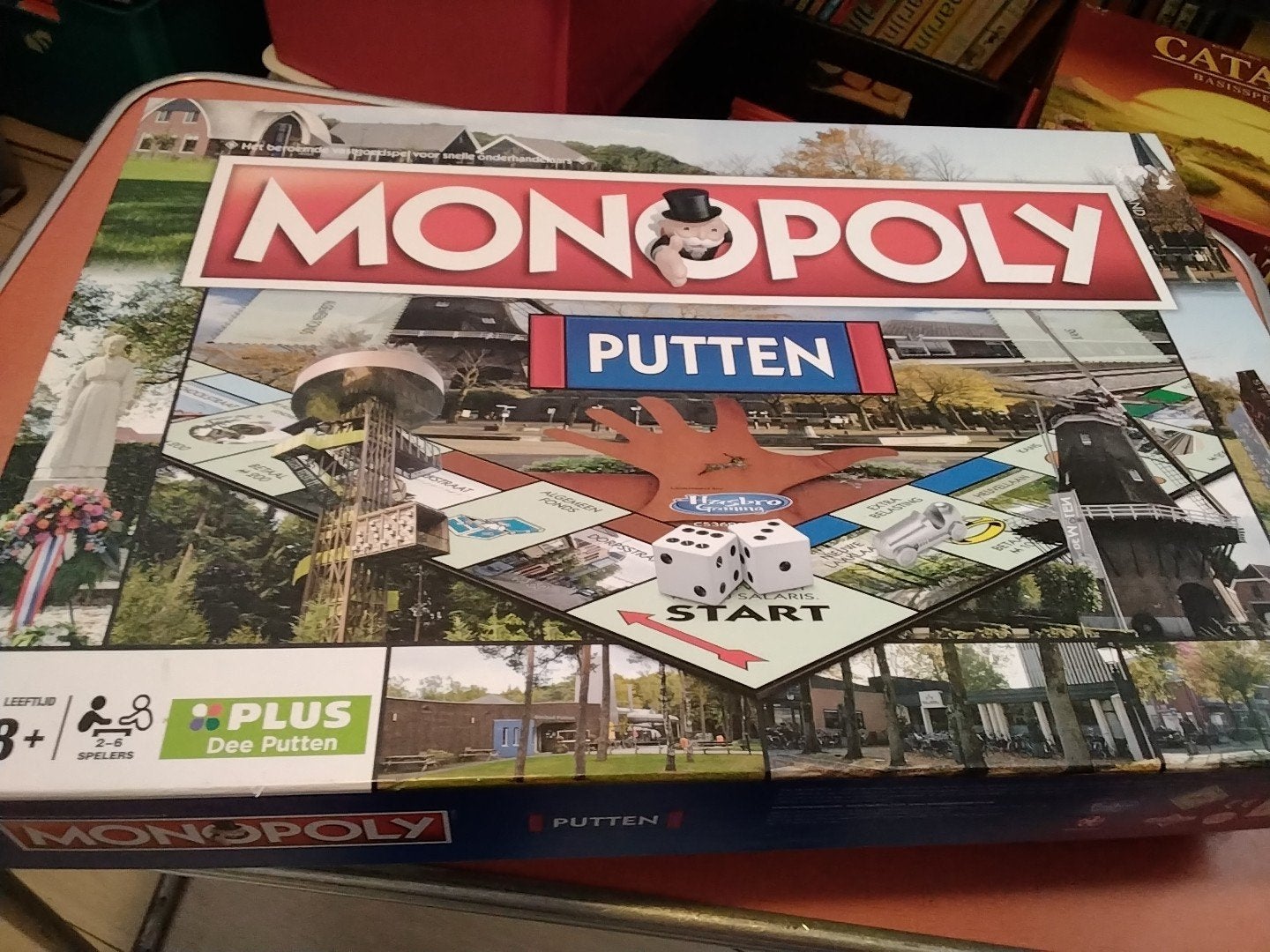 Monopoly putten compleet € 25, Drie of vier spelers, Ophalen of Verzenden, Gebruikt