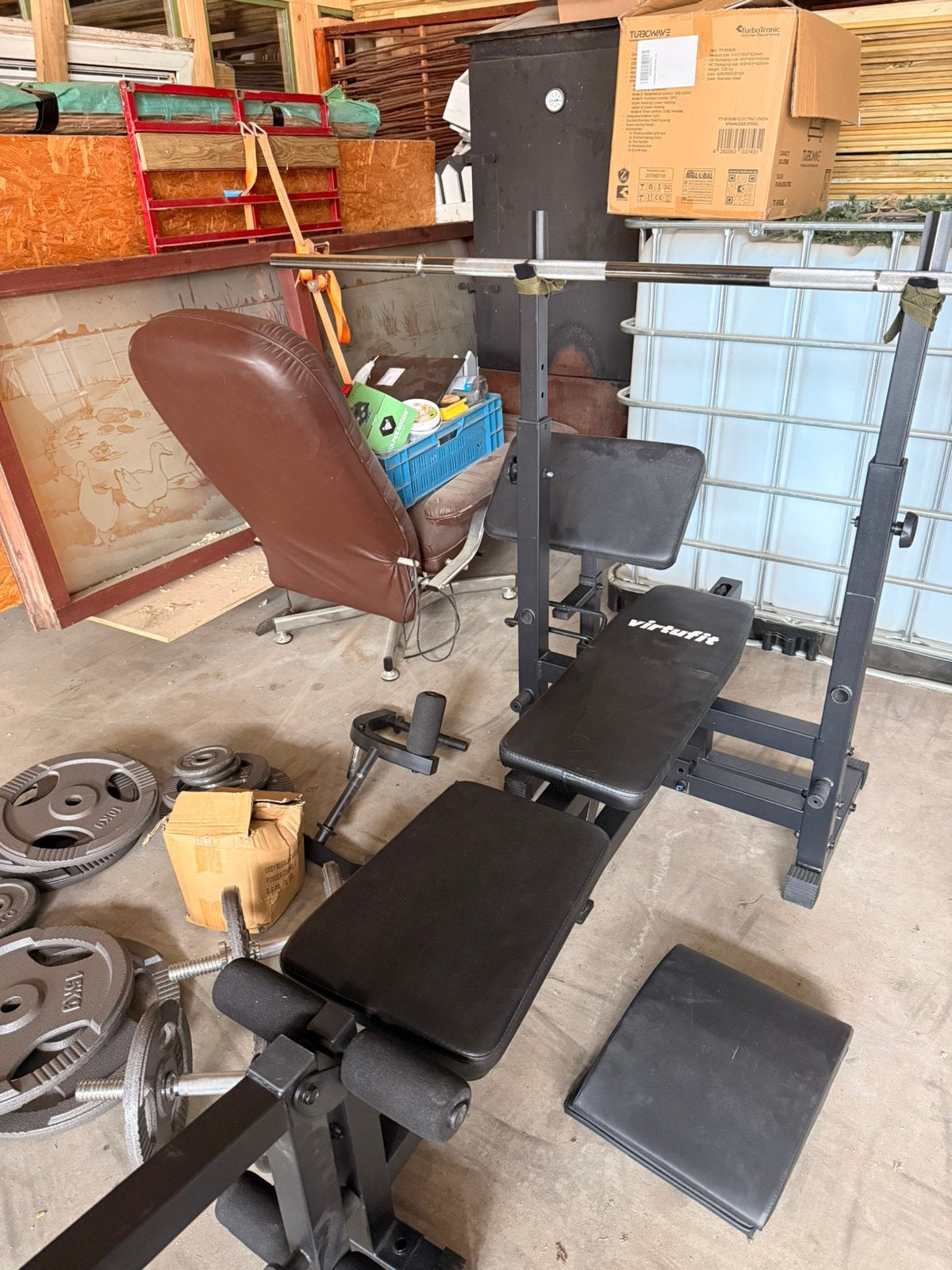 Virtufit bankdruk en gietijzeren gewichten, Sport en Fitness, Fitnessmaterialen, Ophalen, Zo goed als nieuw, Fitnessbank