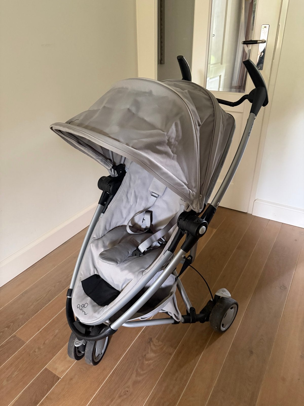 Quinny Zapp - Compacte en comfortabele kinderwagen, Kinderen en Baby's, Kinderwagens en Combinaties, Ophalen, Gebruikt, Kinderwagen