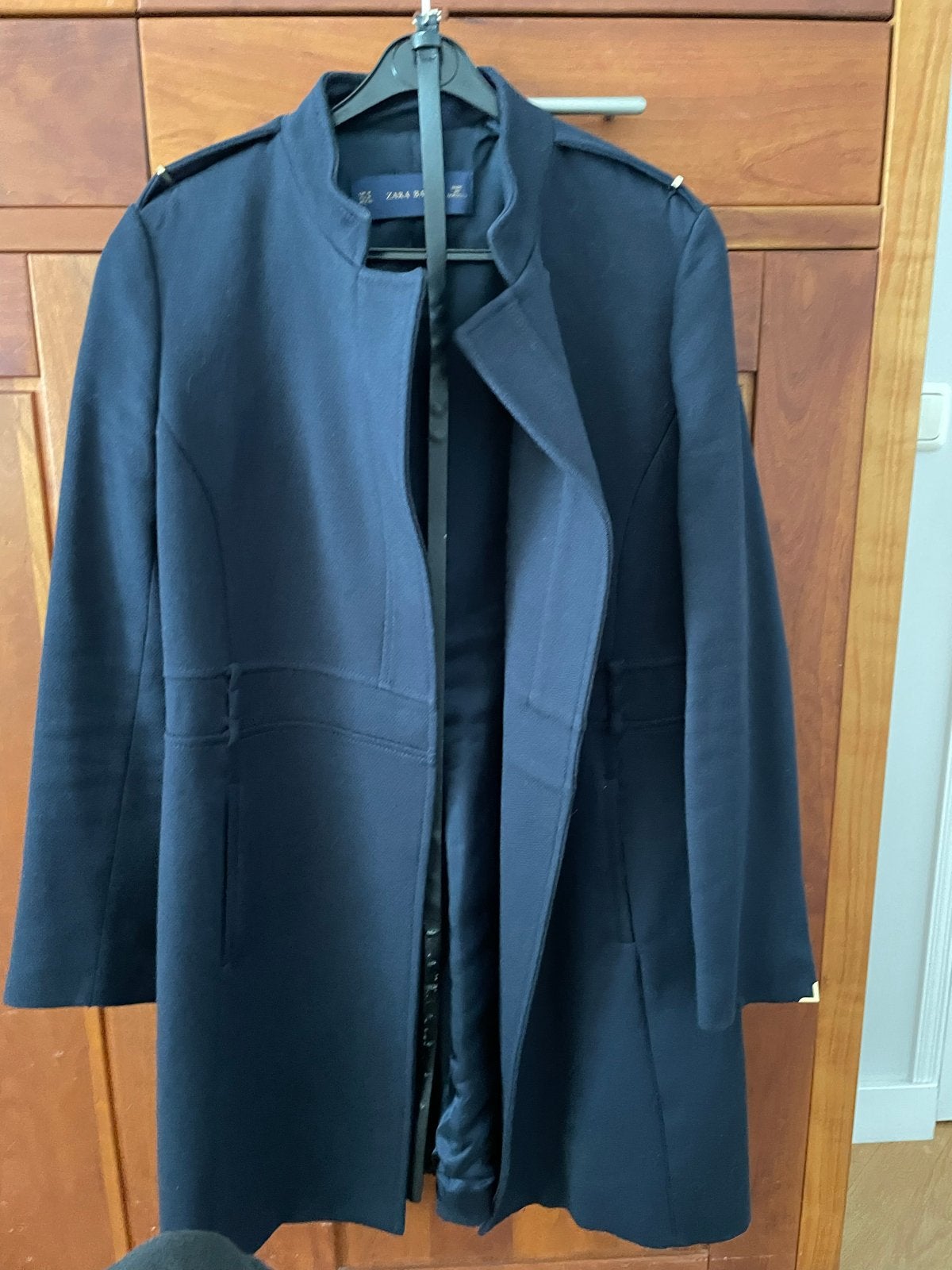 Donkerblauwe jas van Zara Basic - Nauwelijks gedragen, Ophalen of Verzenden, Zo goed als nieuw, Maat 38/40 (M), Blauw