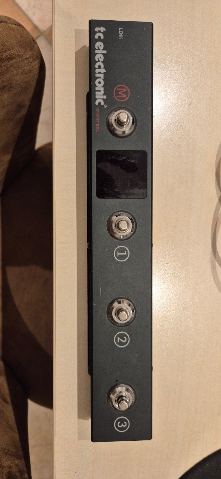Voet switch voor TC Electronics RH450/750

voor verschillend, Ophalen of Verzenden, Minder dan 50 watt