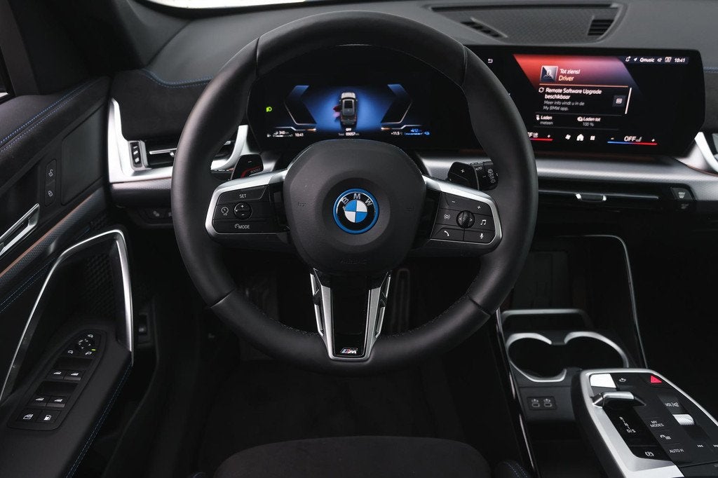 BMW X1 xDrive25e M Sport Automaat / Panoramadak / Sportstoel, Auto's, BMW, 12 maanden, Gebruikt, Bedrijf, Hybride Elektrisch/Benzine