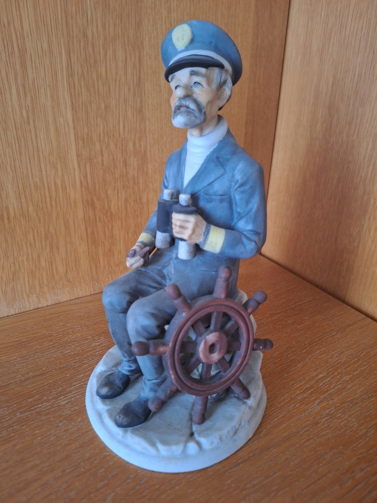 Vintage Kapitein Beeldje met Verrekijker en Roer, Ophalen of Verzenden, Zo goed als nieuw, Mens