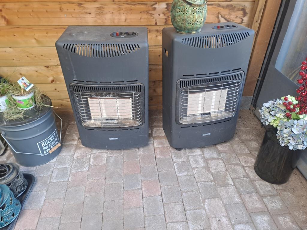 2x gaskachel 11kg propaangas, Ophalen