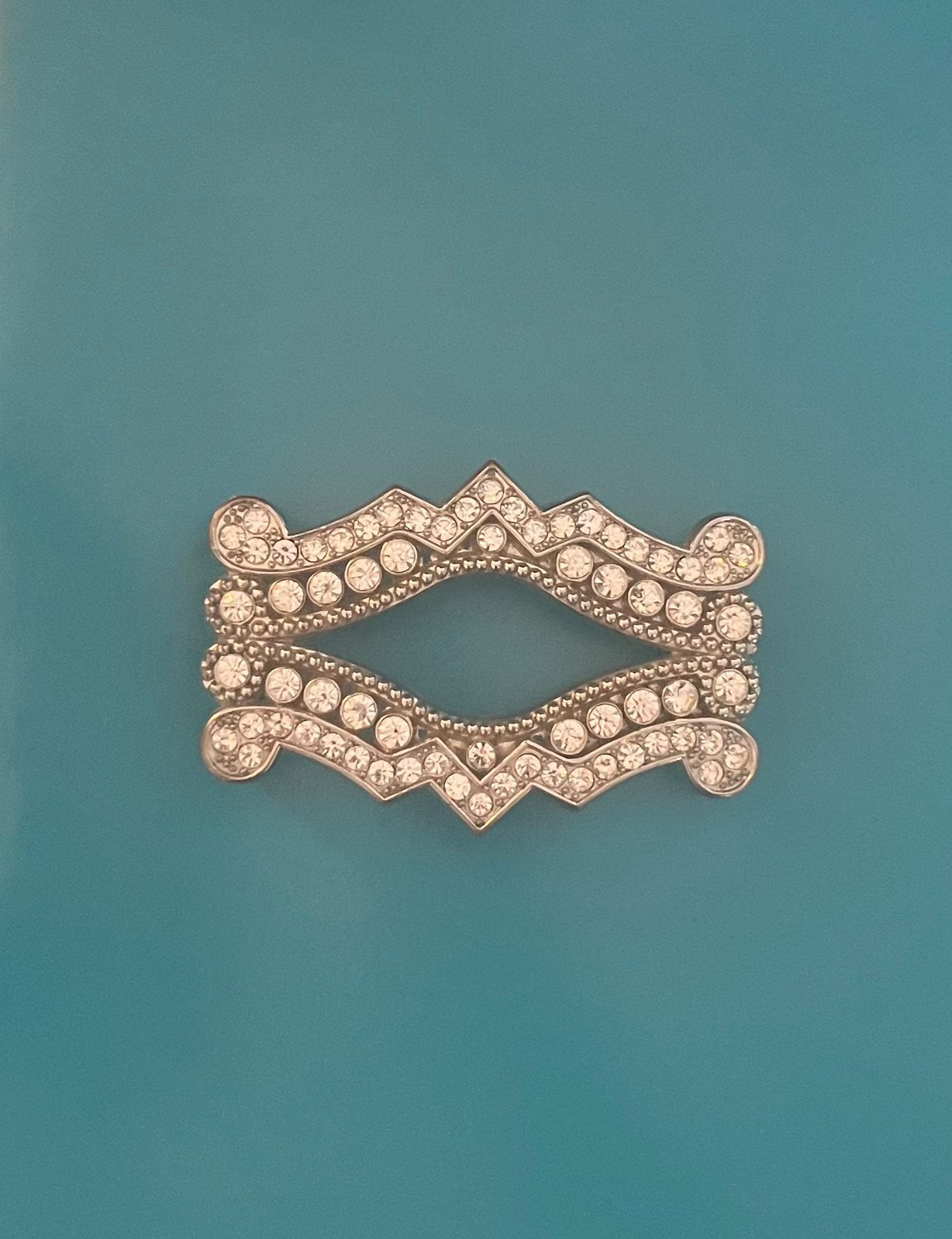Zilverkleurige gesp met strass steentjes, Overige materialen, Ophalen of Verzenden, Zo goed als nieuw, Zilver