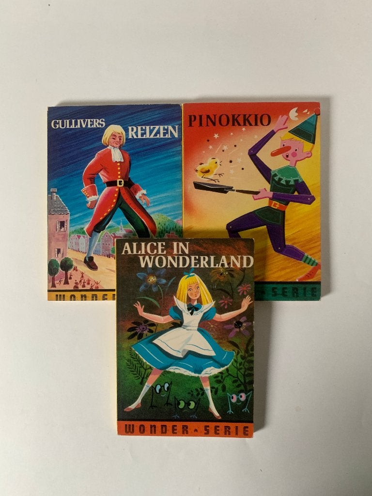 3 Vintage Wonder-serie Boekjes: Gulliver, Pinokkio, Alice, Ophalen of Verzenden, Gelezen, Fictie algemeen
