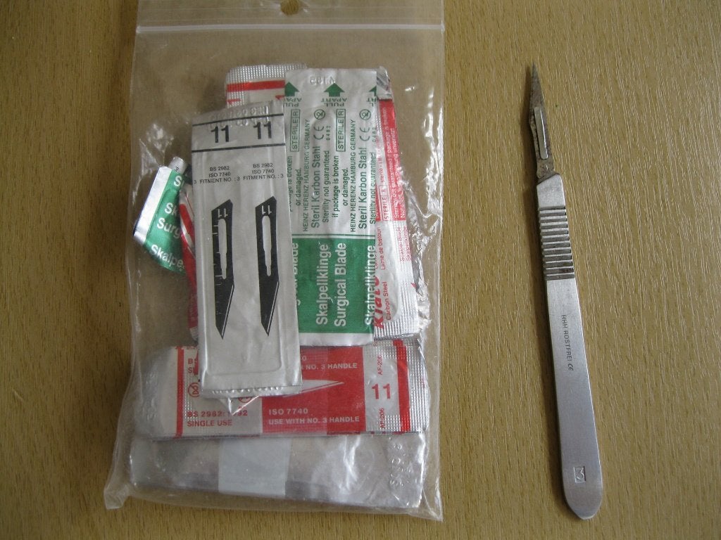 Scalpel met reservemesjes, Ophalen of Verzenden, Zo goed als nieuw, 1:32 tot 1:50