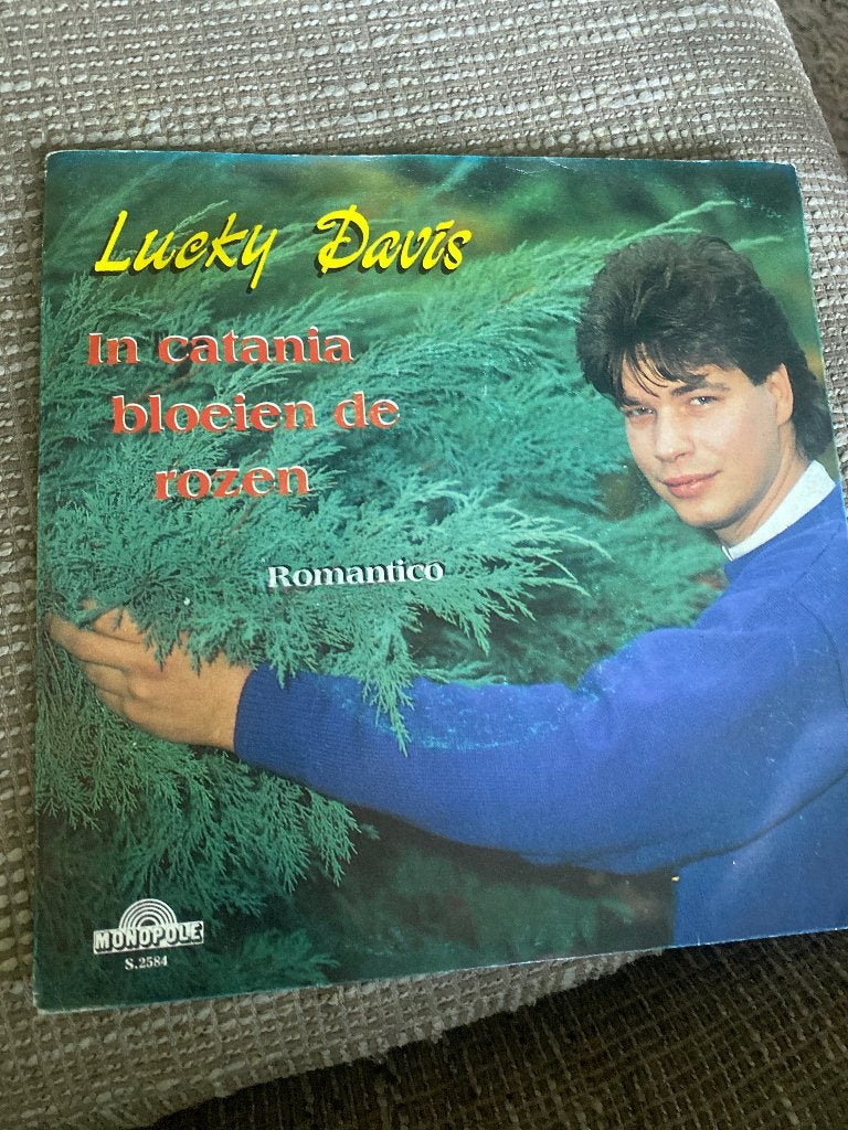 Lucky Davis - In Catania Bloeien Rozen / Romantico (Vinyl), Gebruikt, 7 inch, Ophalen of Verzenden, Levenslied of Smartlap