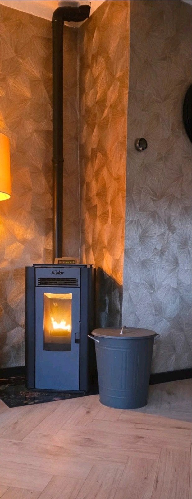 Kalor Greta8-KKA pelletkachel – 6,4 kW, Huis en Inrichting, Kachels, Ophalen, Overige brandstoffen, Zo goed als nieuw, Pelletkachel