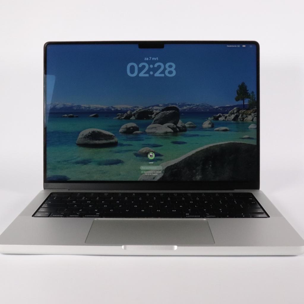 Macbook Pro 2021 M1 Pro 14" 16GB 512GB (704 Cycli), Apple, Gebruikt, Support@apple.com, One Apple Park Way
Cupertino, CA 95014
United States
