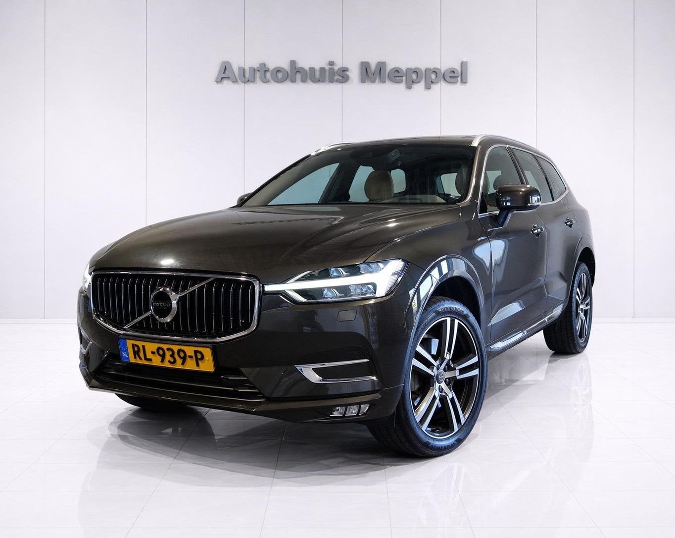 Volvo XC60 T5 2.0-Inscription*Luchtvering*Full-LED*StoelVent, Auto's, Automaat, Gebruikt, Euro 6, 4 cilinders
