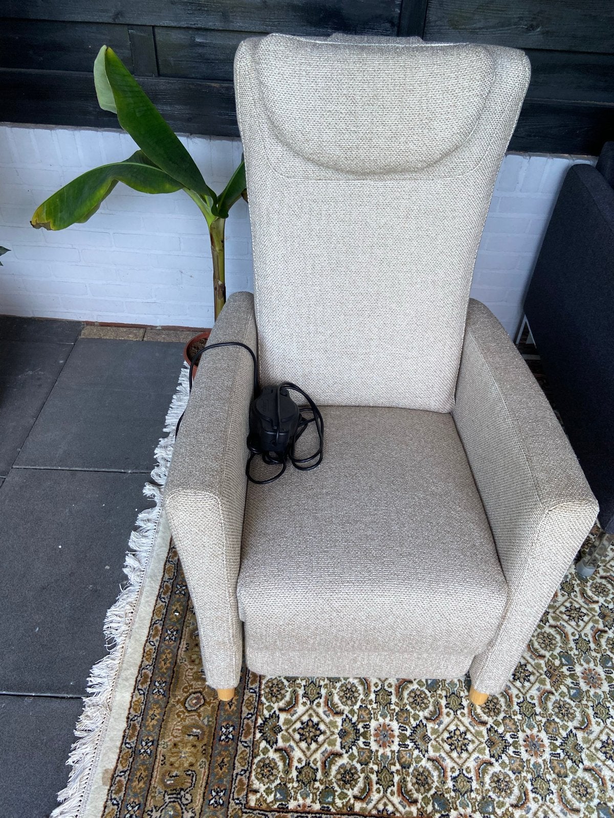 Fitform Elektrische Relaxfauteuil/ sta op stoel, Huis en Inrichting, Fauteuils, Ophalen, Zo goed als nieuw, Stof, 75 tot 100 cm