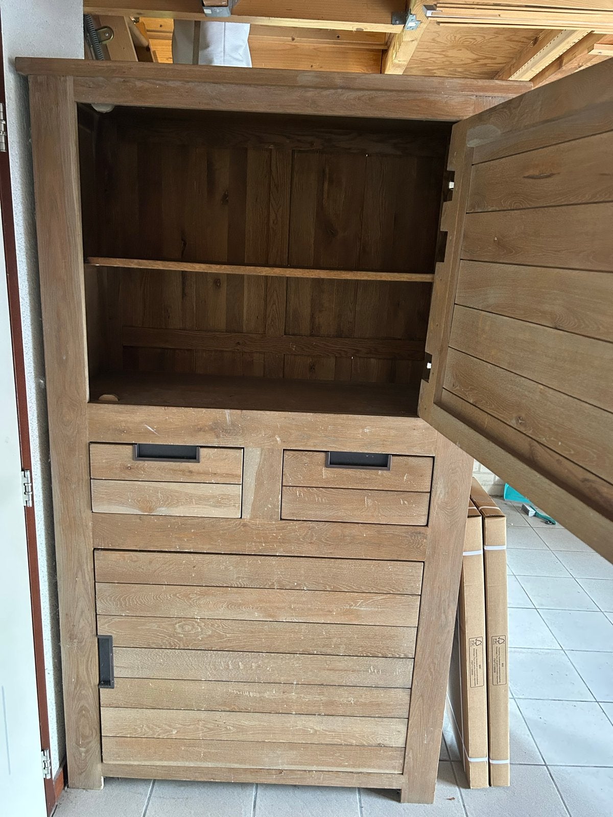Robuuste houten kast met lades en deuren, Ophalen, Gebruikt, 50 tot 100 cm, Met lade(s)