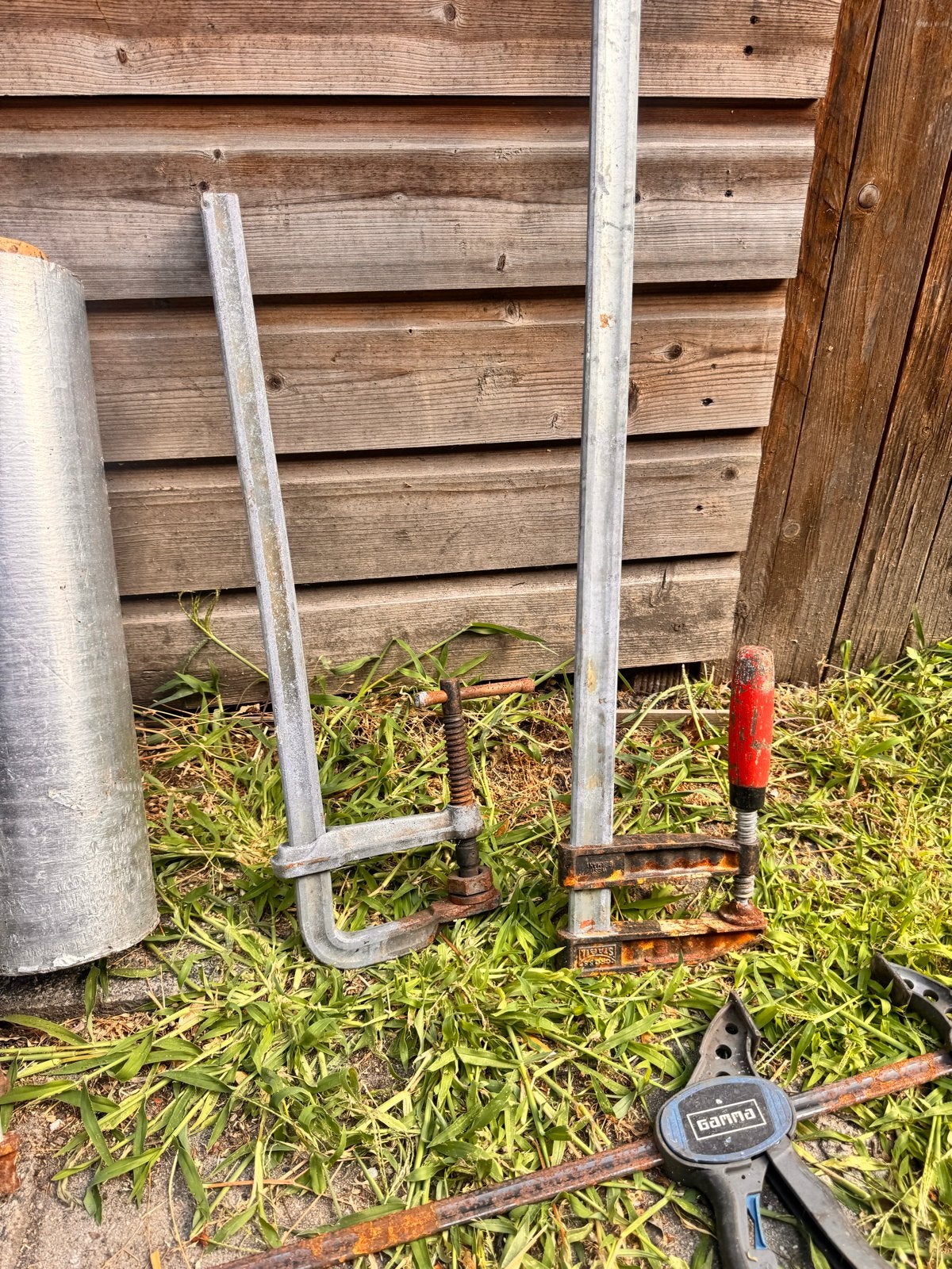 Diverse klemmen en rool dik aluminium, Gebruikt, Overige merken, Klem, Ophalen of Verzenden