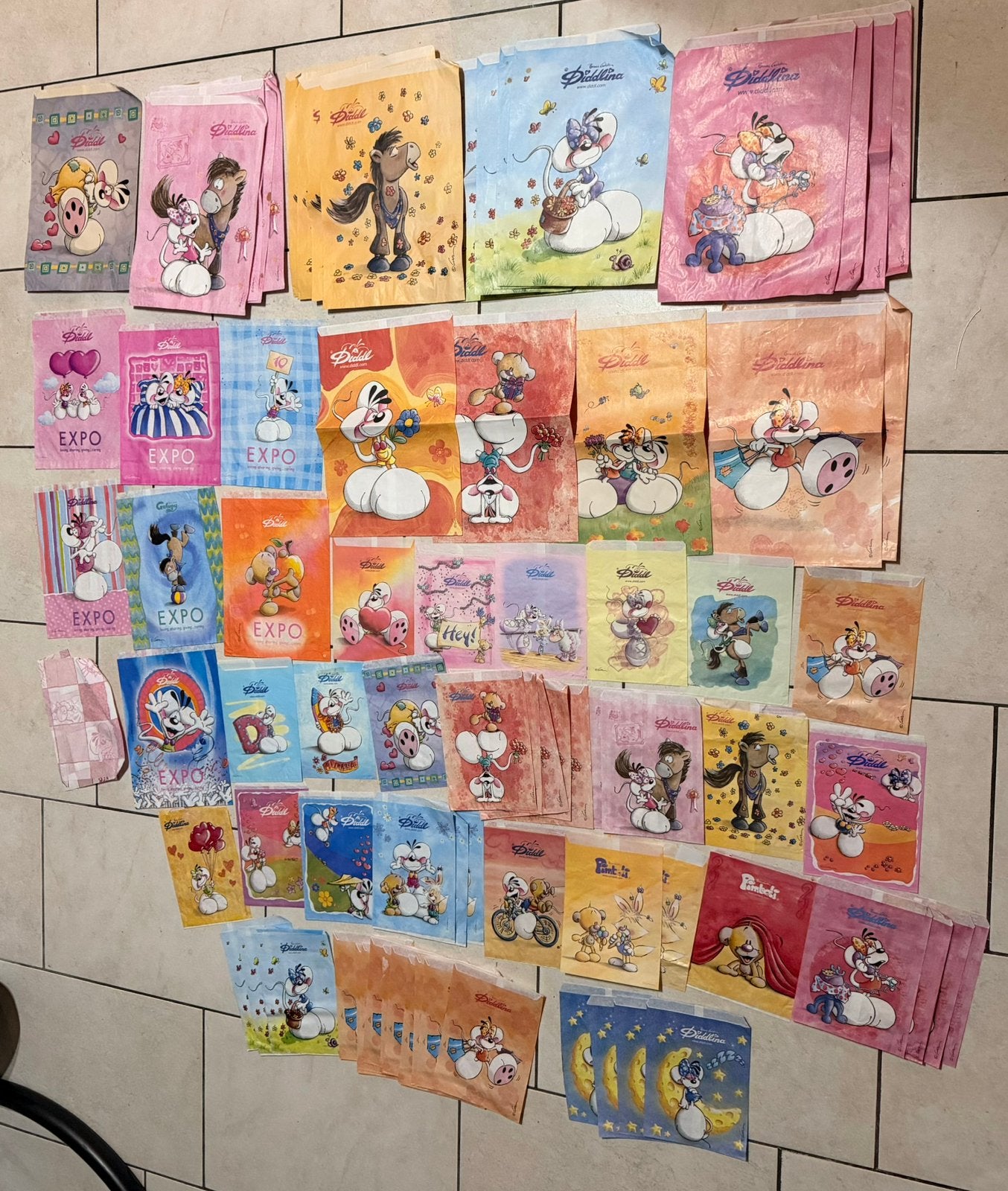Verzameling diddl tasjes zakjes A4 A5 114 stuks, Verzamelen, Diddl, Ophalen of Verzenden, Zo goed als nieuw, Papier, Kaart of Schrift