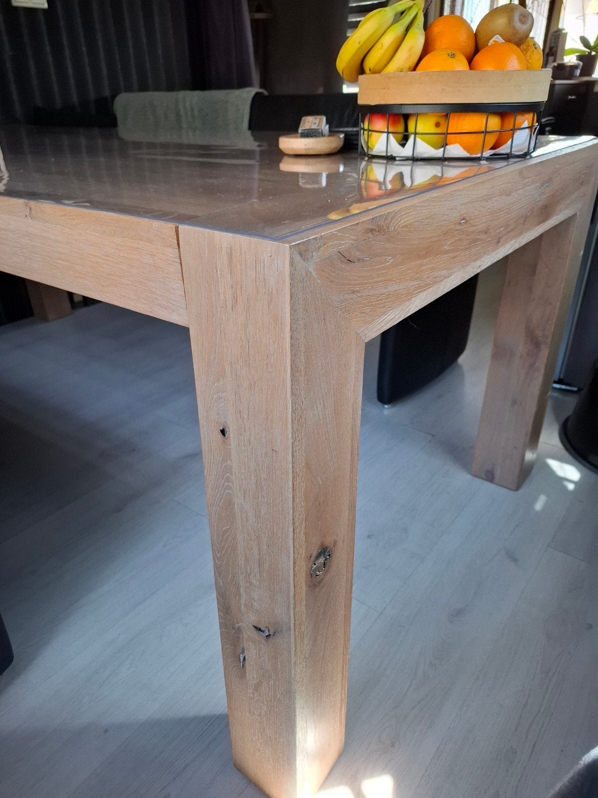 Zgan eettafel van Pronto (Lucano), Ophalen, Zo goed als nieuw