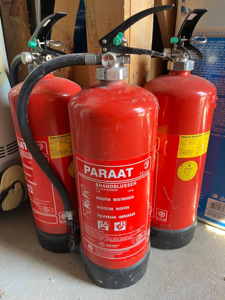 Brandblusser (3x), Huis en Inrichting, Brandblussers en Brandkasten, Ophalen, Zo goed als nieuw, Brandblusser