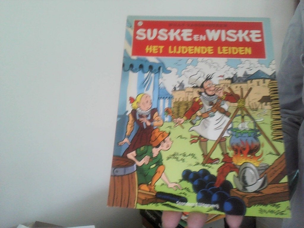 suske en wiske nr 314 het lijdende leiden uit 2011, Eén stripboek, Ophalen of Verzenden, Zo goed als nieuw