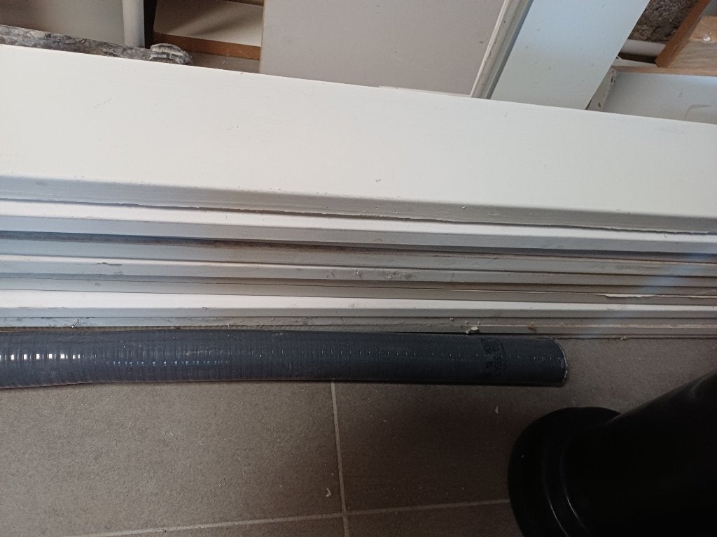 Plinten, circa 15 meter 9*1,8cm, Ophalen, Gebruikt