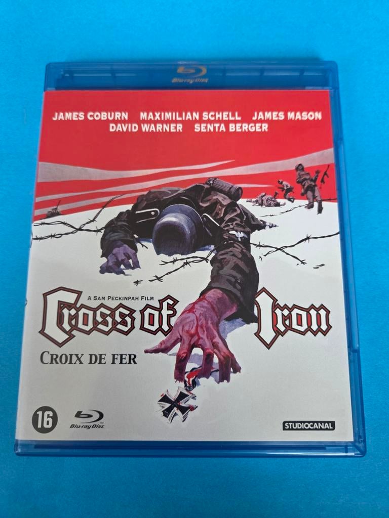 Cross of Iron, Ophalen of Verzenden, Zo goed als nieuw, Actie