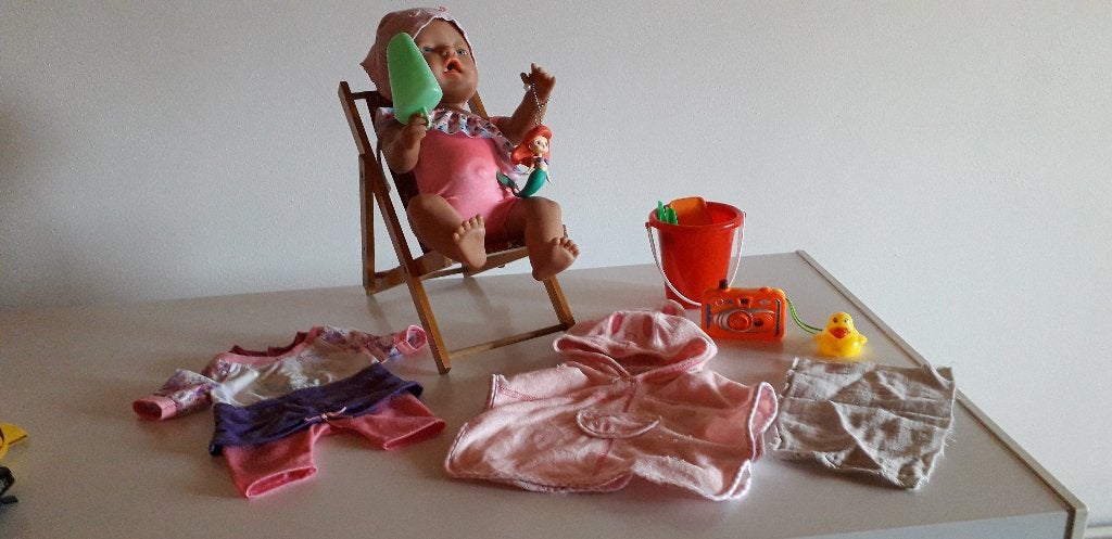 baby born pop met strandstoel en acc, Kinderen en Baby's, Ophalen, Gebruikt, Babypop