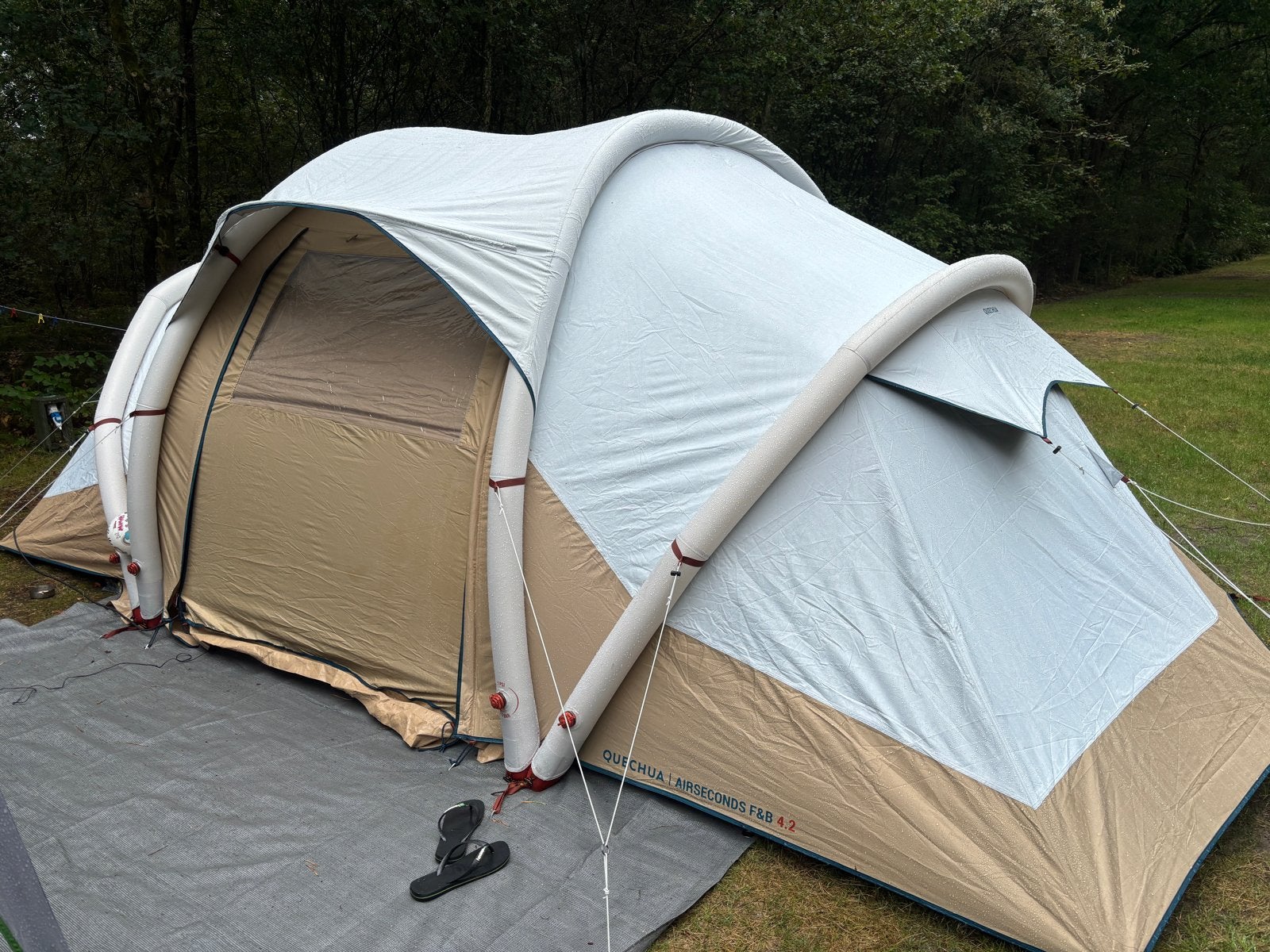 ZGAN! Quechua Fresh & Black 4.2, Ophalen, Zo goed als nieuw