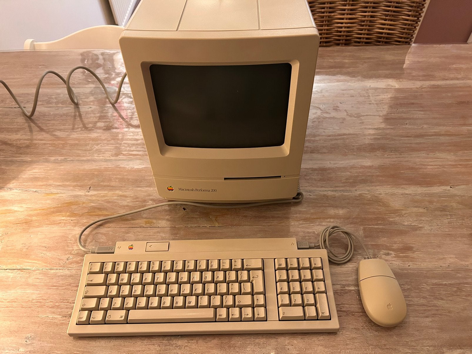 Recapped Macintosh Performa 200 (Macintosh Classic II), Ophalen