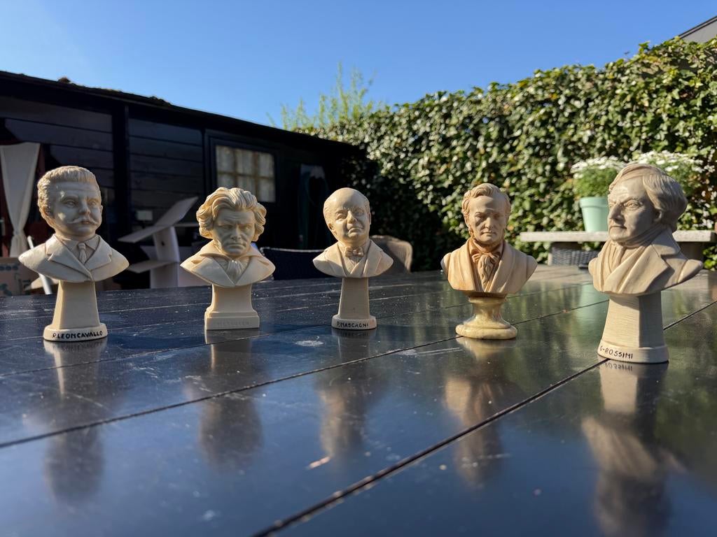 Set van 7 klassieke componisten bustes 15 cm gesigneerd, Antiek en Kunst, Overige onderwerpen, Minder dan 20 cm, Buste, Ophalen of Verzenden