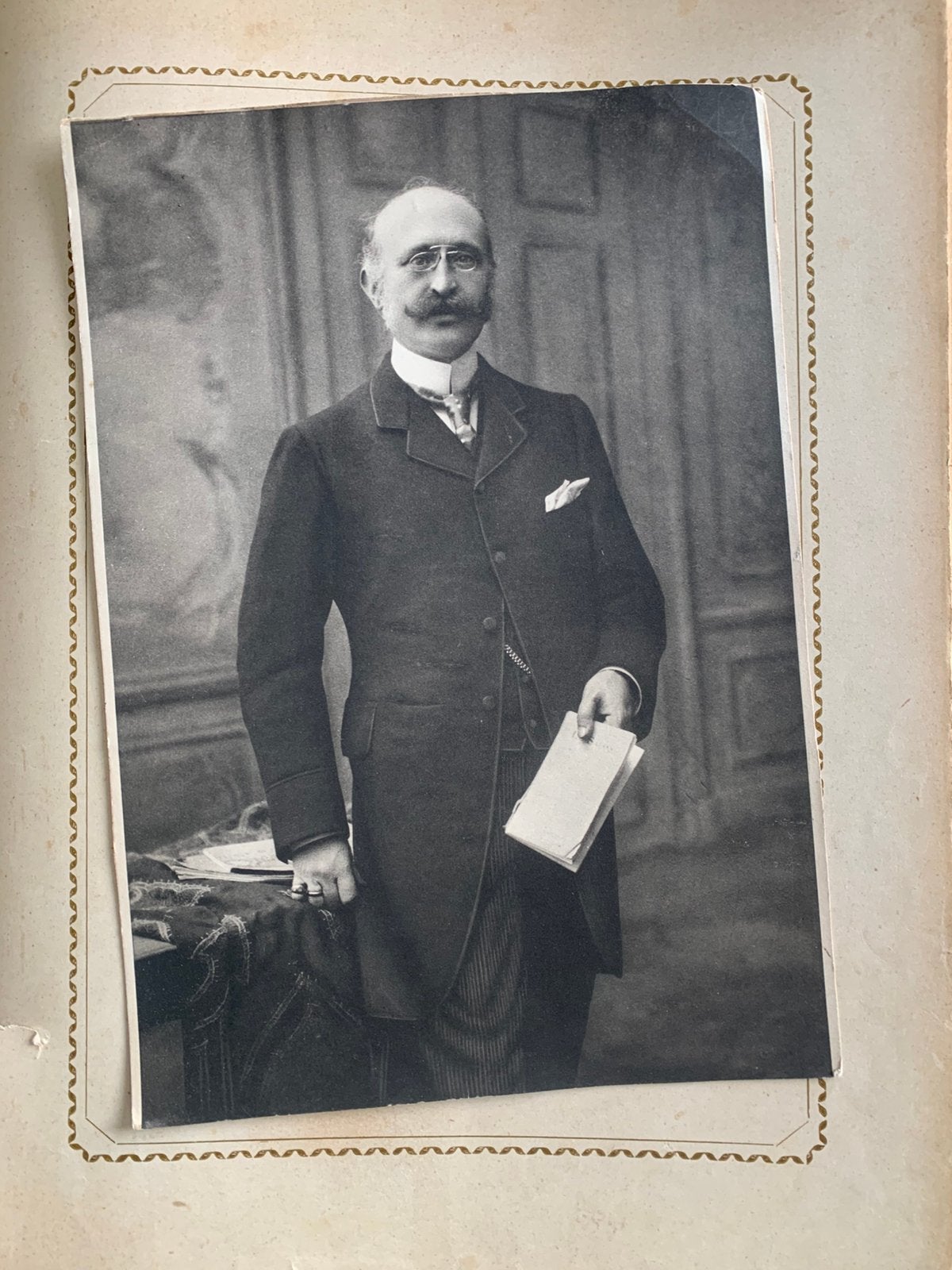 Grote foto - Man, Gebruikt, Foto, Ophalen of Verzenden, Voor 1940