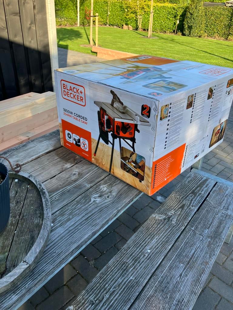 Black+Decker Zaagtafel 1800W - Nieuw in doos, Cirkelzaag, 70 mm of meer, Nieuw, Ophalen of Verzenden