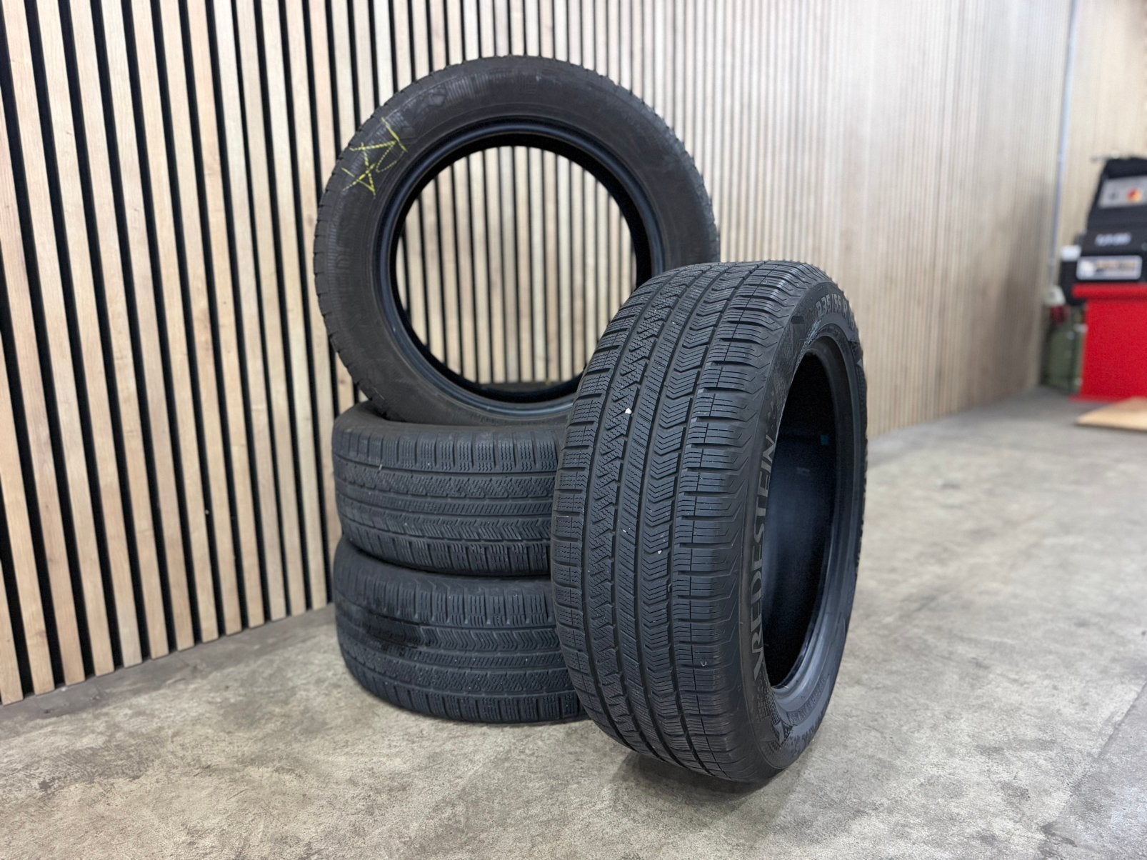 🚗4x Vredestein Quatrac 5 All Season 235/55 R18 €300 all in!, Ophalen, 18 inch, Nieuw, 235 mm