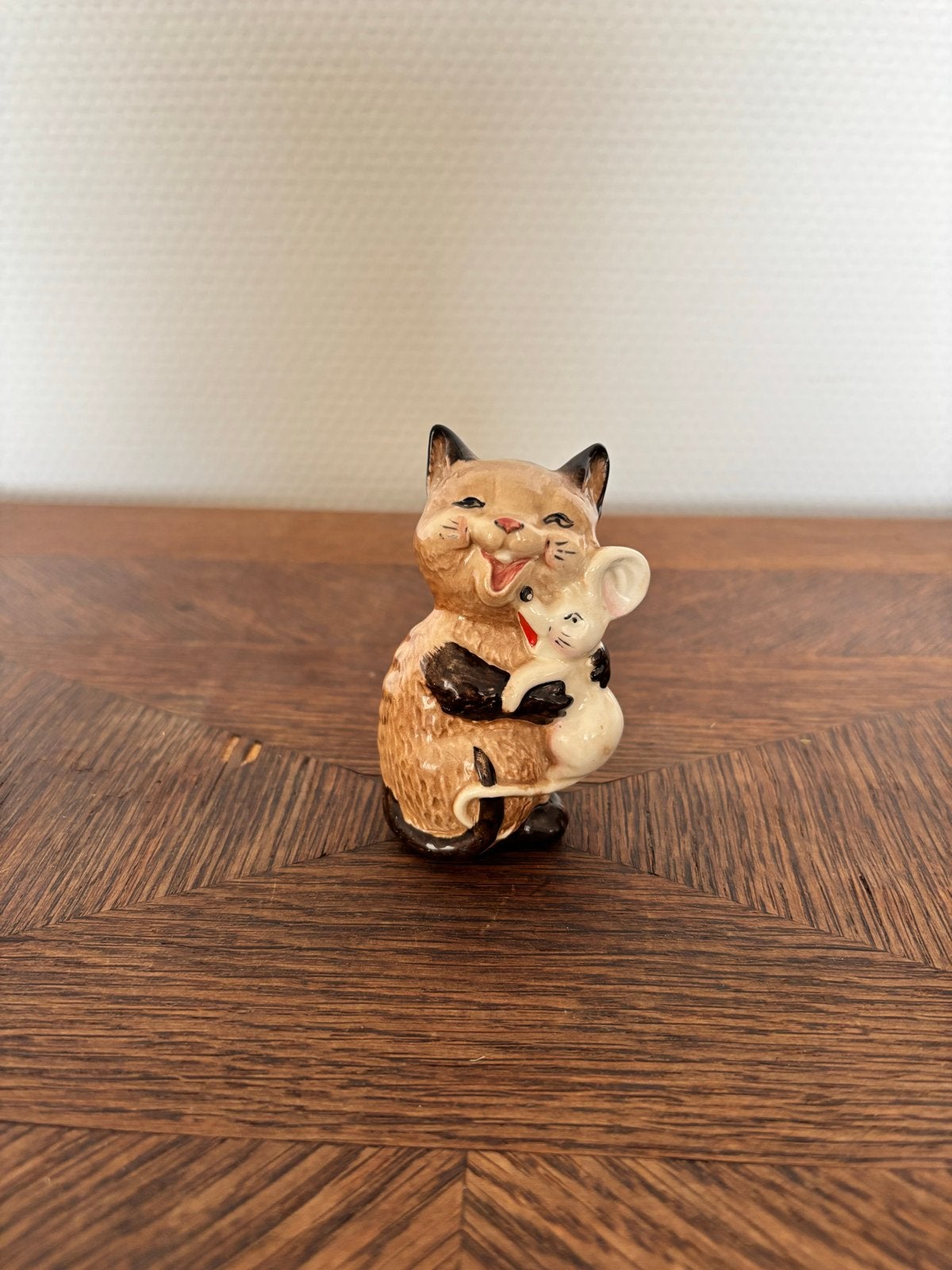 Vintage Beswick Kat met Muis beeldje - Engeland, Verzamelen, Beelden en Beeldjes, Ophalen of Verzenden, Zo goed als nieuw, Dier