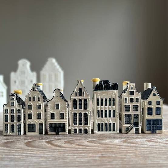 KLM huisjes - Diverse nummers beschikbaar, Ophalen, Zo goed als nieuw, 81 t/m 91, Gevuld