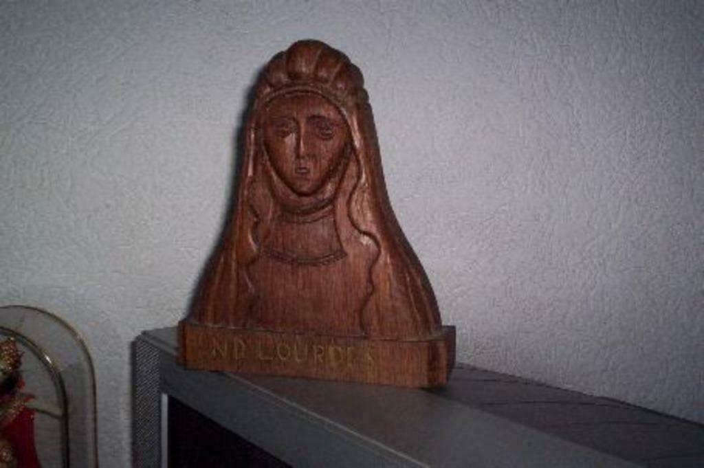 1 religie maria madonna buste borstbeeld hout 22,5 cm, Ophalen, Gebruikt, Beeld(je), Christendom | Katholiek