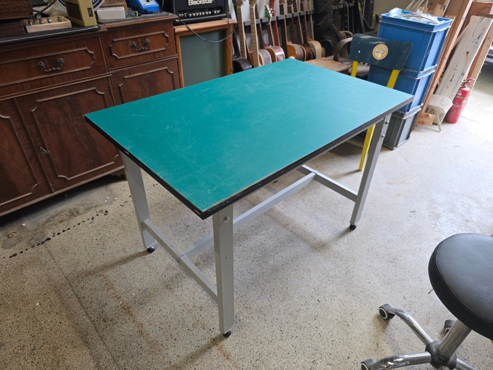 HBM Werkbank 120x75x80 cm met stelpoten, Doe-het-zelf en Verbouw, Ophalen