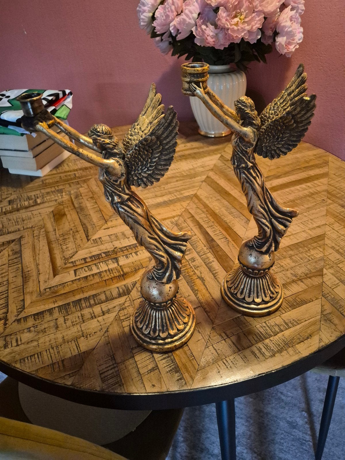 Set van 2 gouden engel kandelaars, waarvan 1 kapot, Antiek en Kunst, Ophalen of Verzenden, Overige materialen