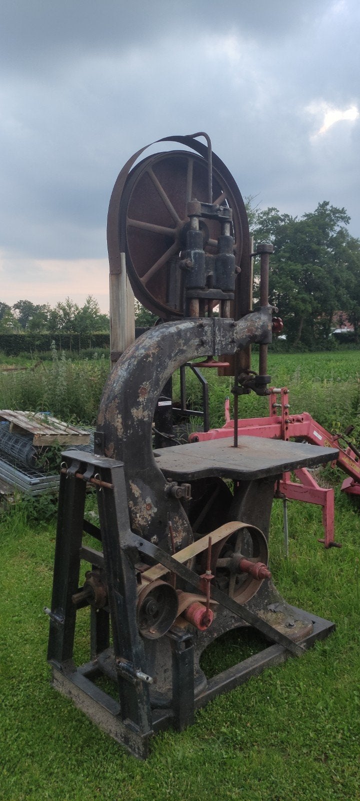 DEHA BH-75 Lintzaag - Robuuste Industriële Zaagmachine, Ophalen, Gebruikt, 70 mm of meer, Lintzaag