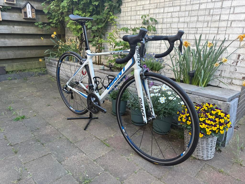 Giant TCR Advanced Carbon Racefiets - DT Swiss Wielset, Fietsen en Brommers, Fietsen | Racefietsen, Ophalen, Carbon, Giant, Zo goed als nieuw