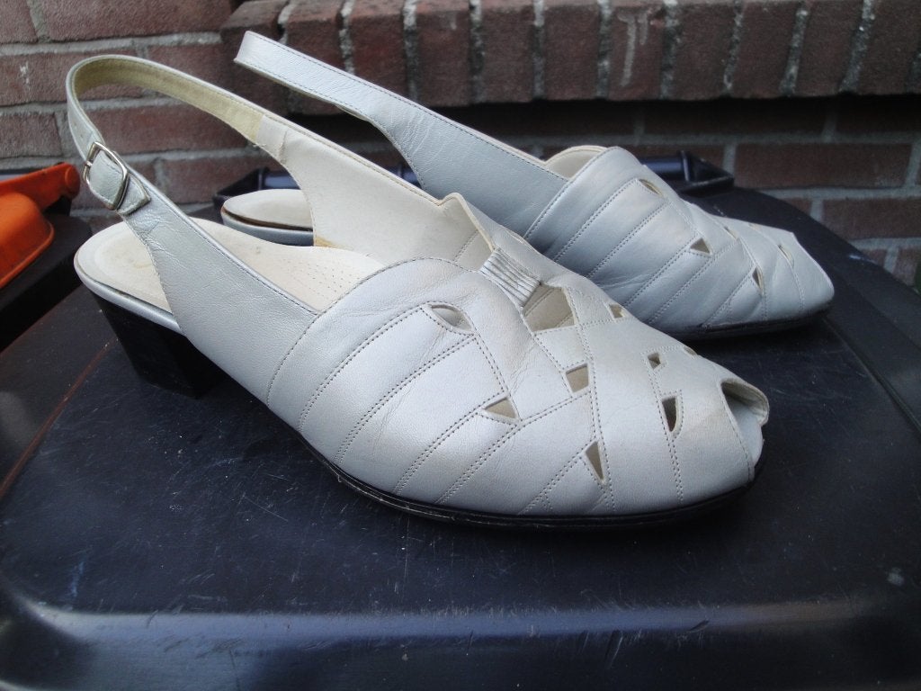 Zilverkleurige leren schoenen JENNY maat 41, Schoenen met lage hakken, Overige kleuren, Ophalen of Verzenden, Zo goed als nieuw