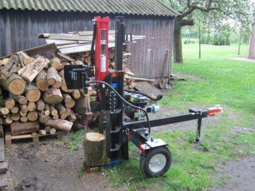 22 ton!! Te huur houtklover Kloofmachine Super snel!, Tuin en Terras, Kloofmachines, Ophalen, Zo goed als nieuw, Benzine, Handmatig